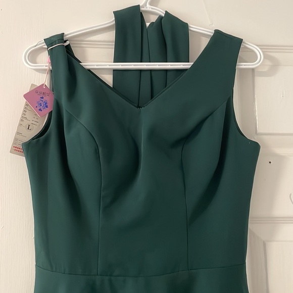 Green dress - Picture 4 of 4